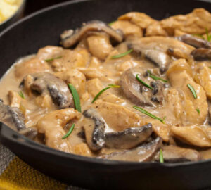 Pollo con champiñones