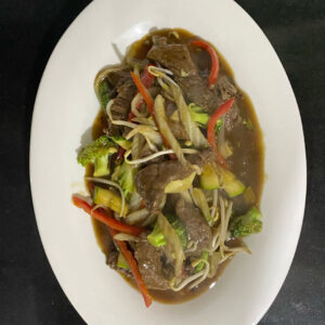 Carne salteada de verduras